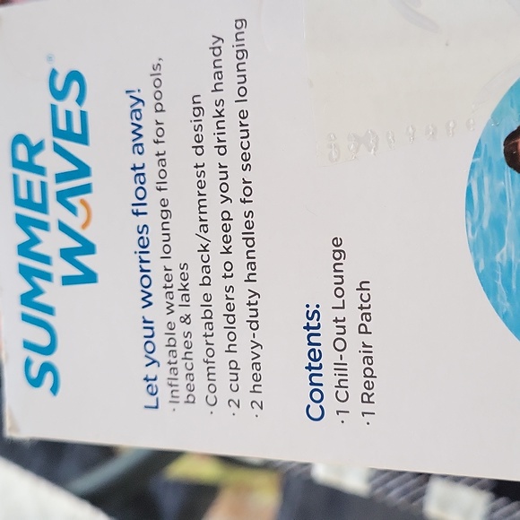 - Summer waves chill out lounge what I use at my pool fab size above green - Picture 3 of 10